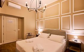 Dem Hotel